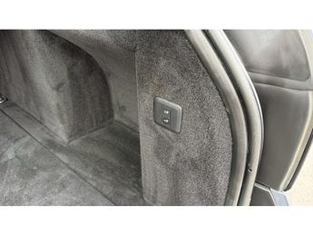 Land Rover Range Rover Sport 3.0 SDV6 Autobiography Dynamic 5dr Auto Diesel Estate