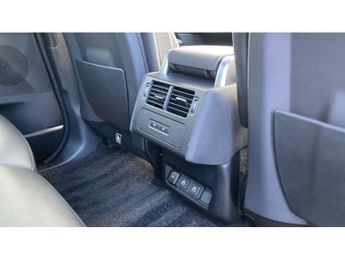 Land Rover Discovery 3.0 D300 Dynamic HSE 5dr Auto Diesel Station Wagon