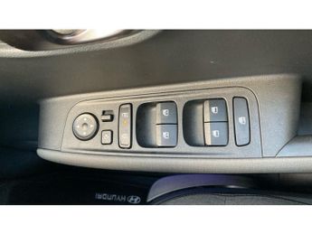 Hyundai INSTER 85kW 02 49kWh 5dr Auto Electric Hatchback