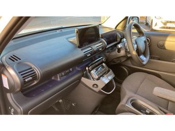 Hyundai INSTER 85kW 02 49kWh 5dr Auto Electric Hatchback