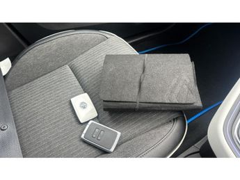 Renault Clio 1.6 E-TECH full hybrid 145 Techno 5dr Auto Hybrid Hatchback