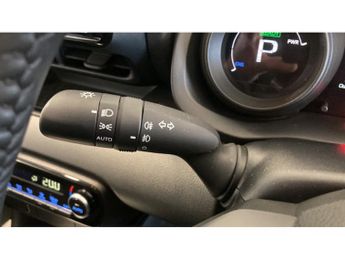 Toyota Yaris 1.5 Hybrid Design 5dr CVT Hybrid Hatchback