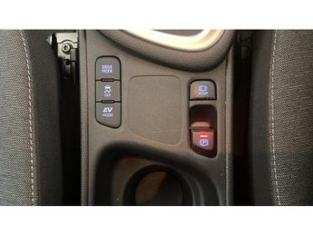 Toyota Yaris 1.5 Hybrid Design 5dr CVT Hybrid Hatchback
