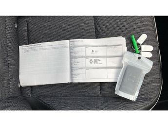 Renault Captur 1.6 E-Tech full hybrid 145 Techno 5dr Auto Hybrid Hatchback