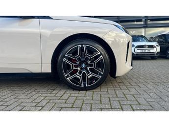 BMW iX 300kW xDrive45 M Sport 101kWh 5dr Auto [Pro Pack] Electric Estat