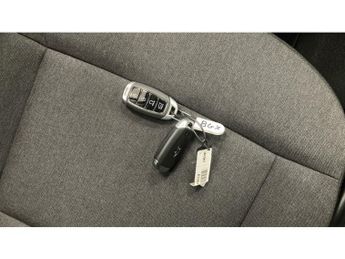 Hyundai INSTER 85kW 02 49kWh 5dr Auto Electric Hatchback