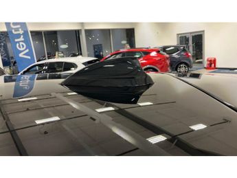 BMW 2 Series 220i SE 5dr DCT Petrol Hatchback