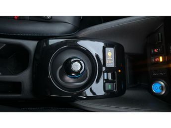 Nissan LEAF 160kW e+ N-Connecta 62kWh 5dr Auto Electric Hatchback