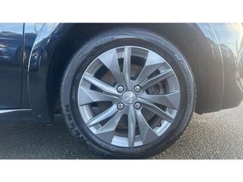 Peugeot 208 100kW Allure Premium 50kWh 5dr Auto Electric Hatchback