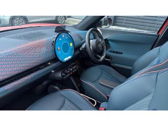 MINI Aceman 160kW SE Classic 54kWh 5dr Auto Electric Hatchback