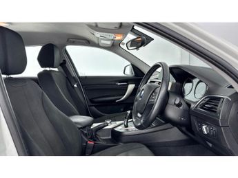 BMW 1 Series 118i [1.5] SE 5dr [Nav] Step Auto Petrol Hatchback