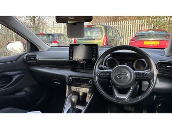 Toyota Yaris 1.5 Hybrid Design 5dr CVT Hybrid Hatchback