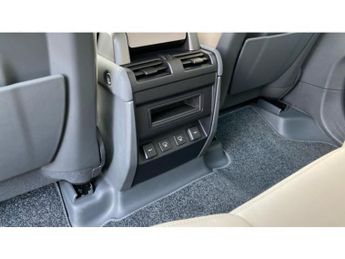 Land Rover Defender 3.0 D250 S 110 5dr Auto Diesel Estate