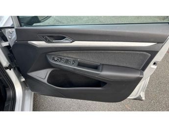 Volkswagen Golf 2.0 TDI Life 5dr DSG Diesel Hatchback