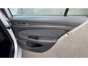 Volkswagen Golf 2.0 TDI Life 5dr DSG Diesel Hatchback