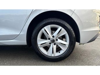 Volkswagen Golf 2.0 TDI Life 5dr DSG Diesel Hatchback