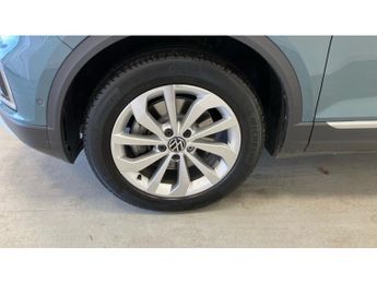 Volkswagen T-Roc 2.0 TSI 4MOTION Style 5dr DSG Petrol Hatchback