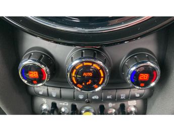 MINI Hatchback 135kW Cooper S Level 3 33kWh 3dr Auto Electric Hatchback