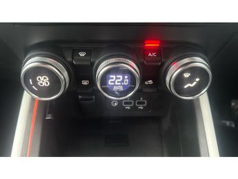 Renault Clio 1.6 E-TECH full hybrid 145 Techno 5dr Auto Hybrid Hatchback