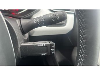 Renault Clio 1.6 E-TECH full hybrid 145 Techno 5dr Auto Hybrid Hatchback