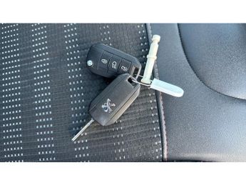 Peugeot 2008 1.2 PureTech 110 GT Line 5dr EAT6 Petrol Estate