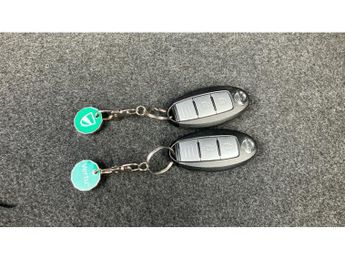 Nissan Juke 1.0 DiG-T N-Connecta 5dr DCT Petrol Hatchback