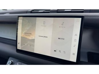 Land Rover Defender 3.0 D250 X-Dynamic HSE 90 3dr Auto Diesel Estate