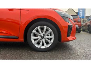 Renault Clio 1.6 E-TECH full hybrid 145 Evolution 5dr Auto Hybrid Hatchback