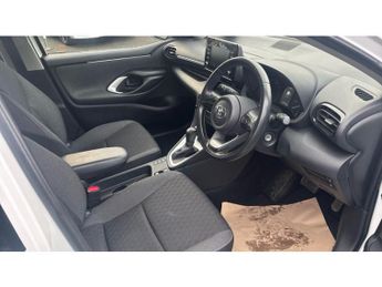 Toyota Yaris 1.5 Hybrid Icon 5dr CVT Hybrid Hatchback