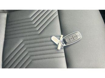 Nissan Juke 1.6 Hybrid Tekna 5dr Auto Hybrid Hatchback