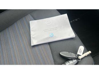 Nissan LEAF 110kW Acenta 39kWh 5dr Auto Electric Hatchback