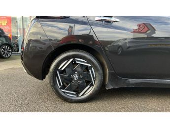 Nissan LEAF 110kW Acenta 39kWh 5dr Auto Electric Hatchback