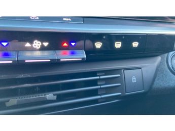 Vauxhall Grandland 1.2 Hybrid [136] Ultimate 5dr e-DCT6 [Pan Roof] Petrol Hatchback