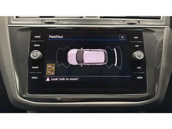 Volkswagen Tiguan 2.0 TDi 150 R-Line 5dr DSG Diesel Estate