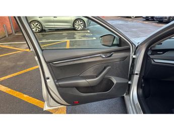 Skoda Octavia 1.4 TSI iV SE Technology DSG 5dr Hatchback