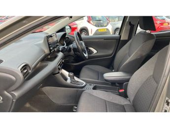 Toyota Yaris 1.5 Hybrid Icon 5dr CVT Hybrid Hatchback