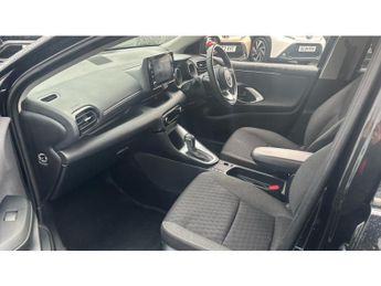 Toyota Yaris 1.5 Hybrid Design 5dr CVT Hybrid Hatchback