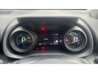 Toyota Yaris 1.5 Hybrid Design 5dr CVT Hybrid Hatchback