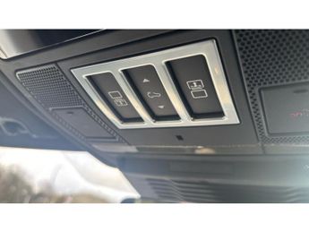 Land Rover Discovery 3.0 D300 R-Dynamic HSE 5dr Auto Diesel Station Wagon