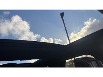 Land Rover Discovery 3.0 D300 R-Dynamic HSE 5dr Auto Diesel Station Wagon