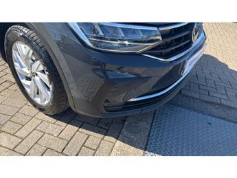 Volkswagen Tiguan 1.5 TSI 150 Life 5dr DSG Petrol Estate