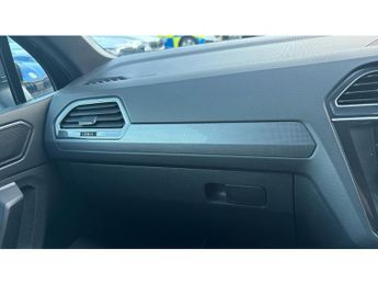 Volkswagen Tiguan 2.0 TDi 150 4Motion R-Line 5dr DSG Diesel Estate