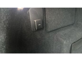 Land Rover Range Rover Evoque 1.5 P300e R-Dynamic SE 5dr Auto Hatchback