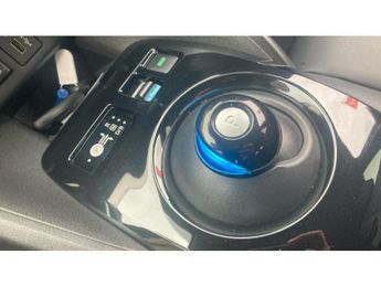 Nissan LEAF 110kW N-Connecta 40kWh 5dr Auto Electric Hatchback