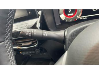 Nissan Juke 1.0 DiG-T Tekna 5dr DCT Petrol Hatchback