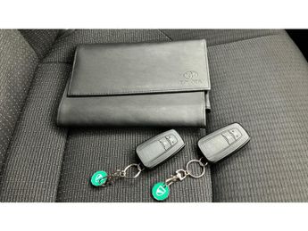 Toyota C-HR 1.8 Hybrid Design 5dr CVT Hybrid Hatchback