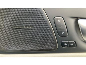 Volvo XC60 2.0 B4D Plus Dark 5dr AWD Geartronic Diesel Estate