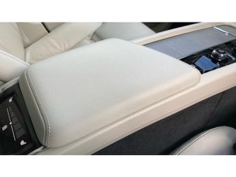 Volvo XC60 2.0 B4D Plus Dark 5dr AWD Geartronic Diesel Estate