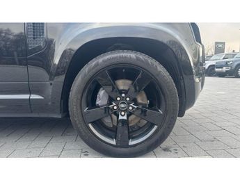 Land Rover Defender 3.0 D250 X-Dynamic SE 110 5dr Auto Diesel Estate