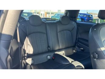 MINI Hatchback 2.0 Cooper S Exclusive 3dr Auto Petrol Hatchback